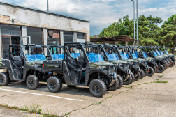 Speciális quadokat és utánfutókat kaptak az önkéntesek