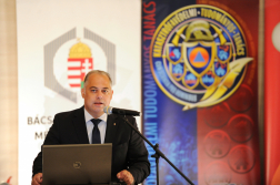Tűzvizsgálati kérdések terítéken a szakemberek kecskeméti konferenciáján