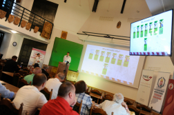 Konferencia pillanatai