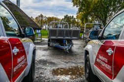 Mentőhajókat adtak át Tiszafüreden