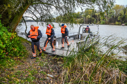 Mentőhajókat adtak át Tiszafüreden