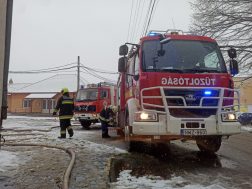 a halálos lakástűz helyszíne Bonyhádon