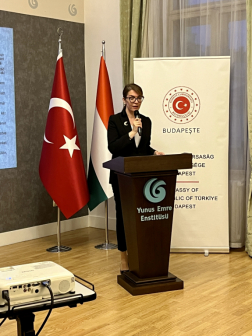 köszönet és hála