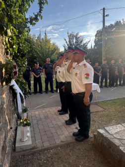 Megemlékezés a hősi halált halt tűzoltókról