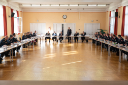 A katasztrófavédelem igazgatói értekezletére látogatott a rendészeti államtitkár