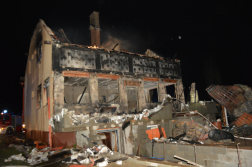 Kiégett ház, csupasz falak