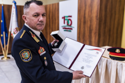 Az Év Tisztje tűzoltósági kategóriában Csicsely János tűzoltó őrnagy, a Békés Megyei Katasztrófavédelmi Igazgatóság kiemelt főelőadója