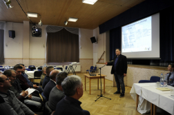 Szakmai előadás a felkészítésen