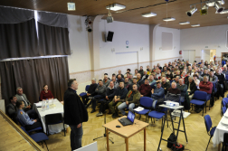 Szakmai előadás a felkészítésen