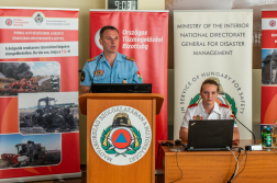 Dr. Bérczi László