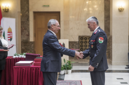 Elismerések átadása a Belügyminisztériumban 4